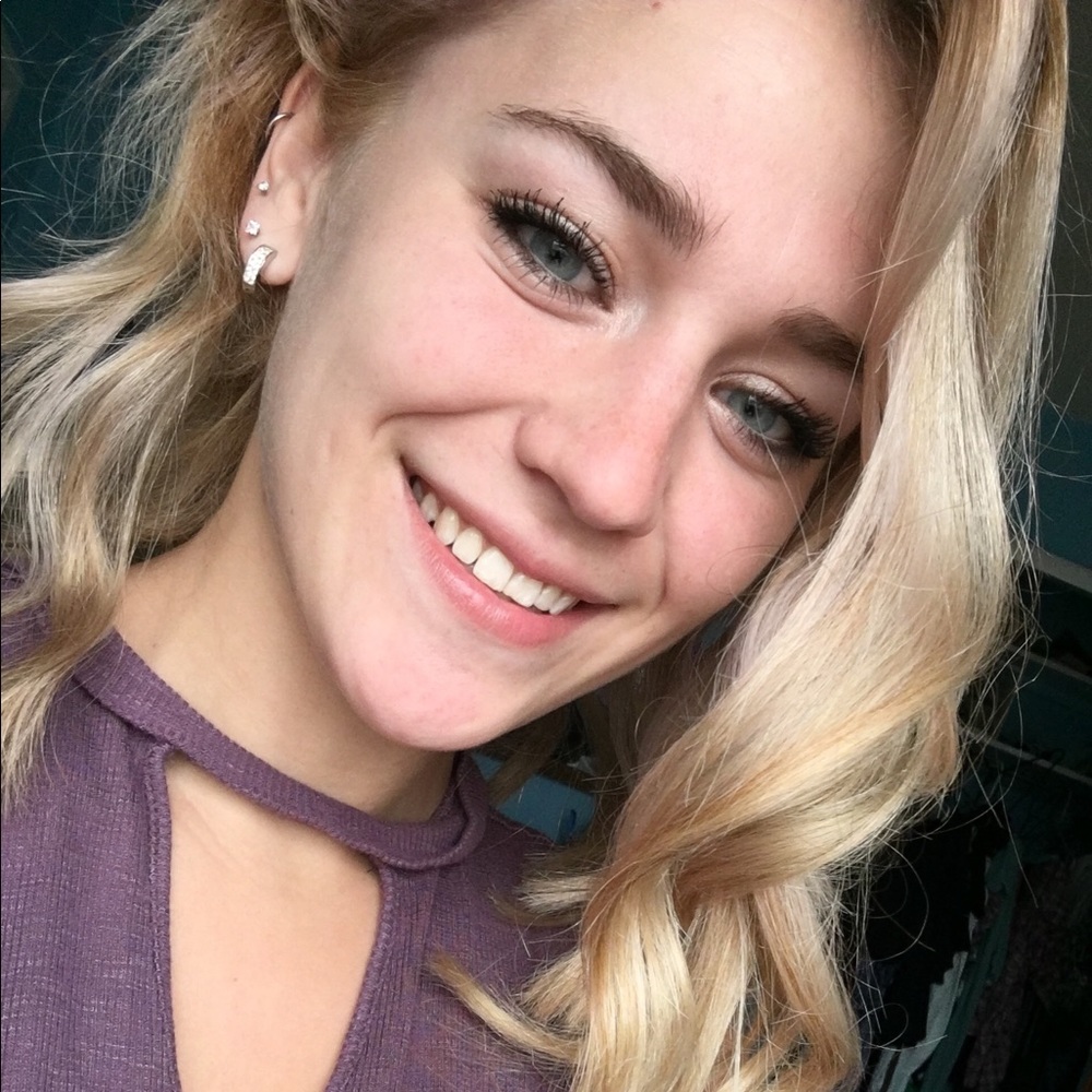 Meet your Posher, Bernadette